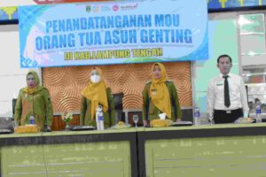Candra Puasati Pimpin Rapat Pertemuan Tim Percepatan Penurunan Stunting Lampung Tengah img 20251006 wa0039