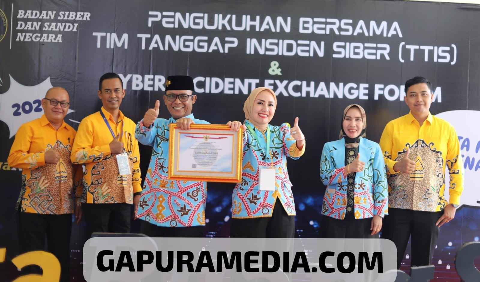 Bupati Ardito Wijaya Hadiri Pengukuhan Tim Tanggap Siber Lamteng img 20251027 wa0039